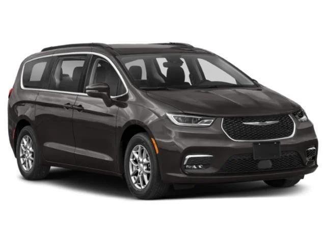 Used 2022 Chrysler Pacifica Touring-L w/ Uconnect Theater Family Group AWD/4WD image 6