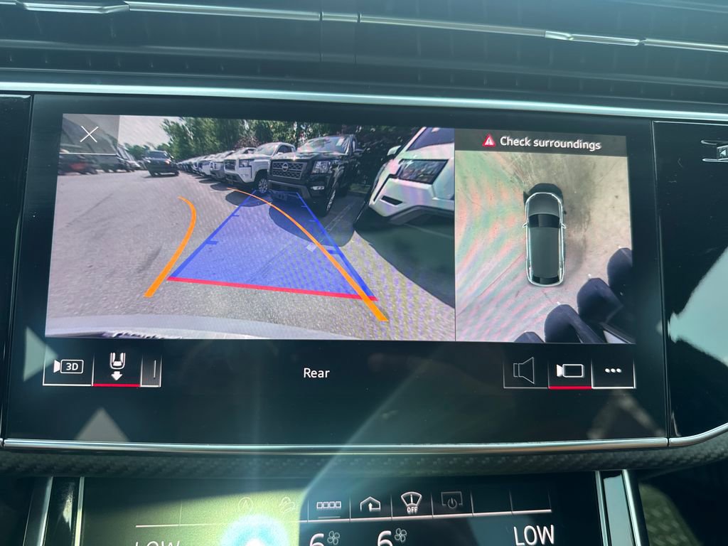 Used 2022 Audi RS Q8 AWD/4WD image 17