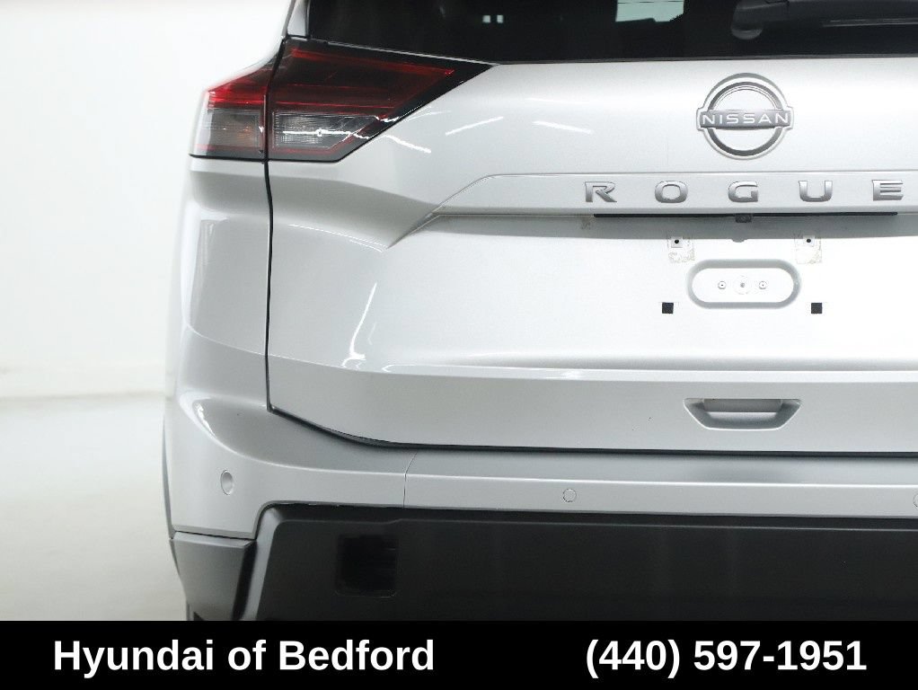 Used 2024 Nissan Rogue S AWD/4WD image 45