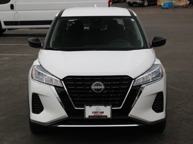 Certified 2025 Nissan Kicks Play S FWD image 8
