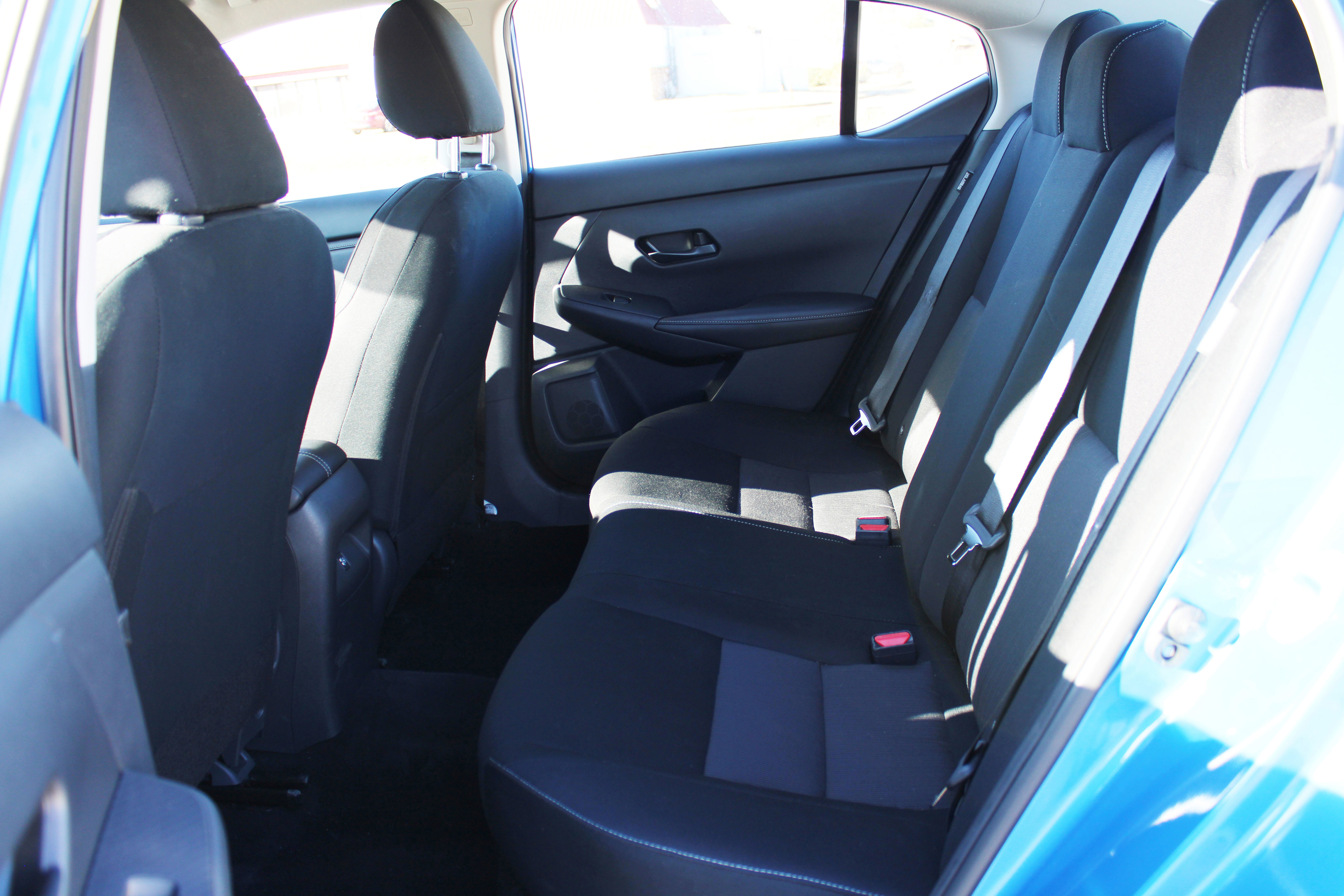 Used 2025 Nissan Sentra SV image 36