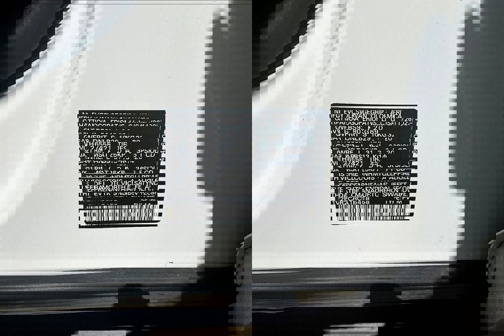 Certified 2024 Volkswagen Atlas SEL Premium R-Line image 31