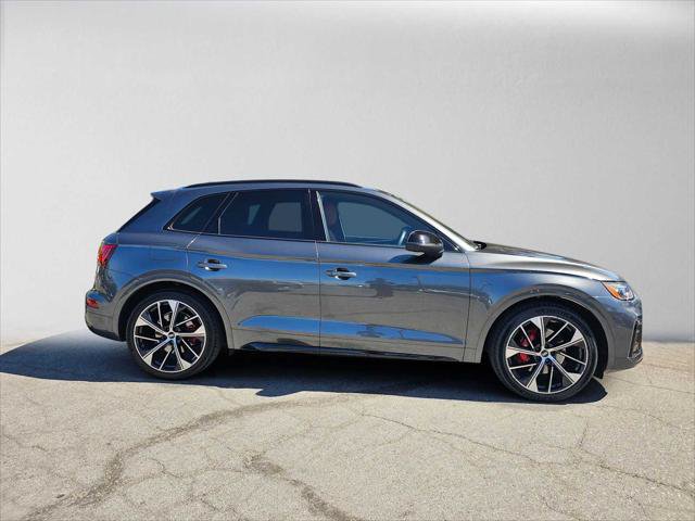 Used 2023 Audi SQ5 Premium Plus AWD/4WD image 2