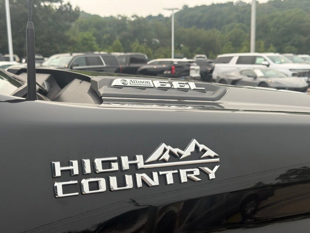Certified 2024 Chevrolet Silverado 2500 High Country w/ Z71 Off-Road Package AWD/4WD image 16