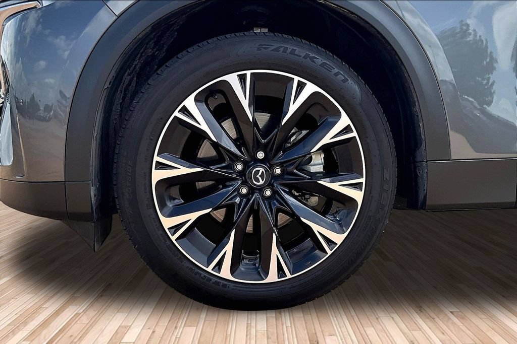Certified 2025 MAZDA CX-90 Plug-In Hybrid w/ Premium Plus AWD/4WD image 8
