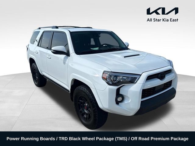 Used 2024 Toyota 4Runner TRD Off-Road Premium AWD/4WD image 1