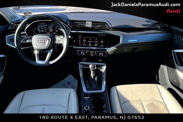 Used 2023 Audi Q3 2.0T Premium w/ Convenience Package image 13