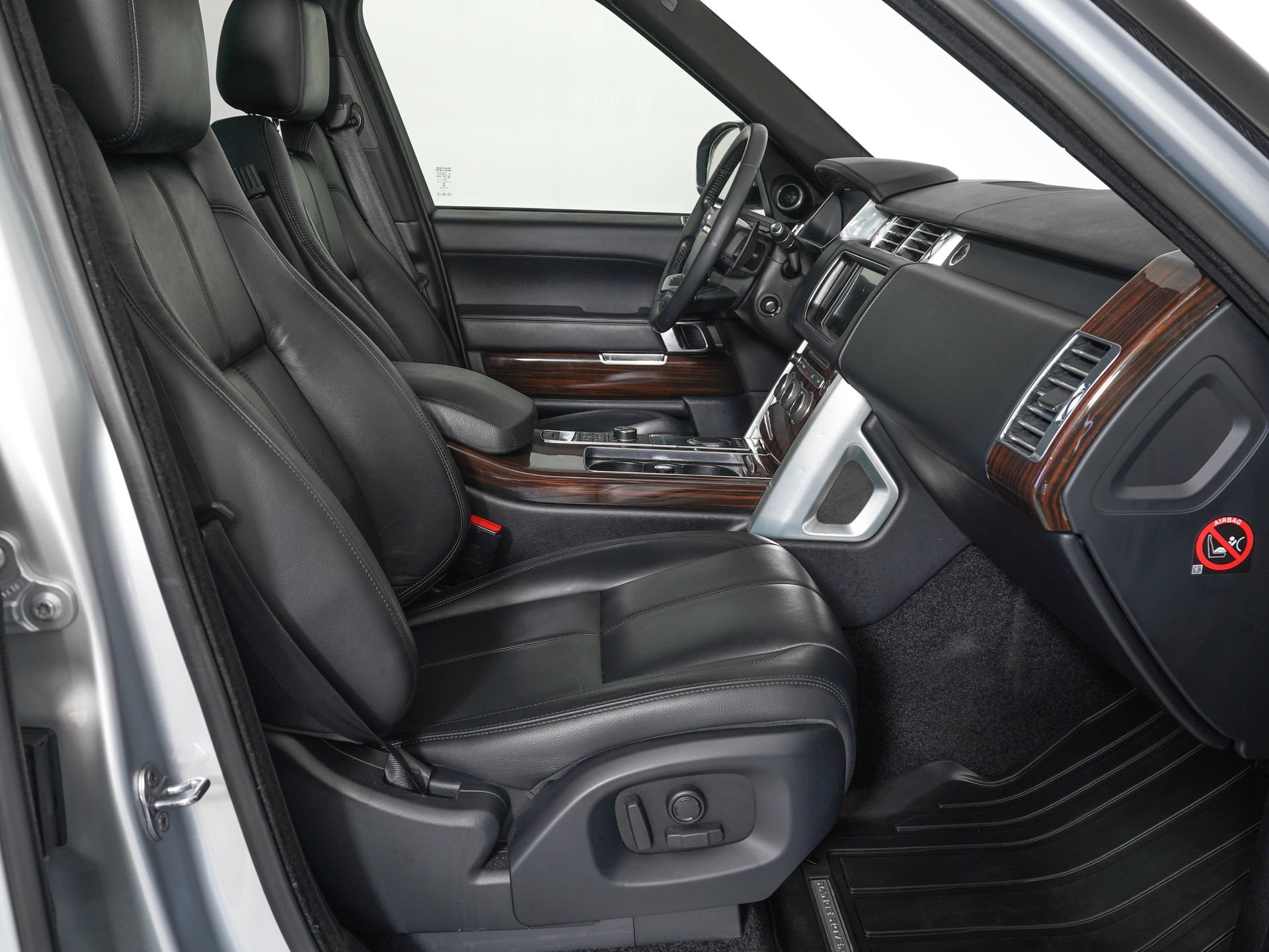 Used 2016 Land Rover Range Rover AWD/4WD image 9