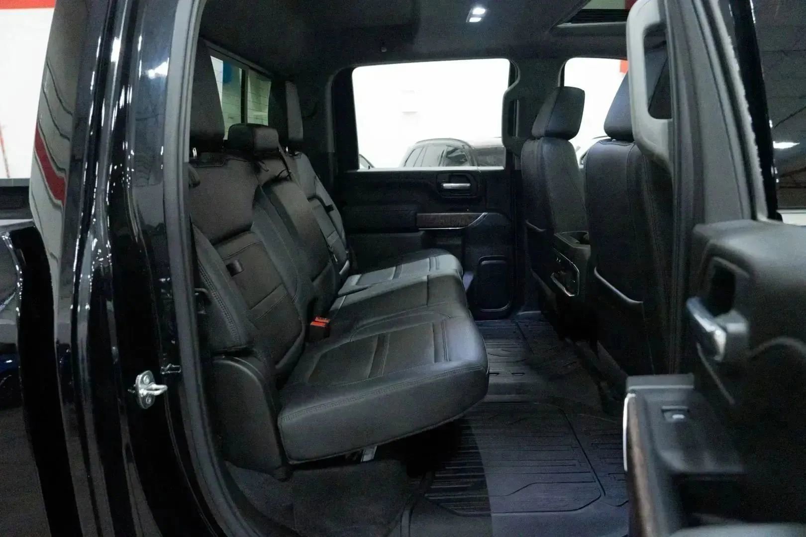 Used 2022 GMC Sierra 2500 Denali w/ Denali Ultimate Package image 29