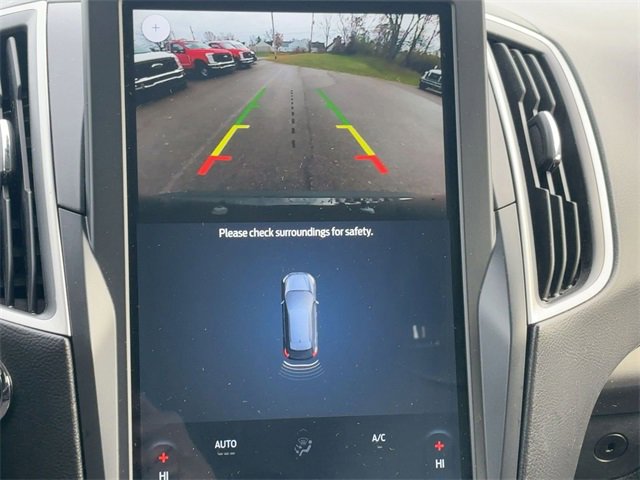 Used 2023 Ford Edge SEL image 24