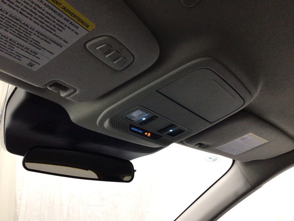 Used 2025 Ford Explorer Active w/ Active Comfort Package image 12