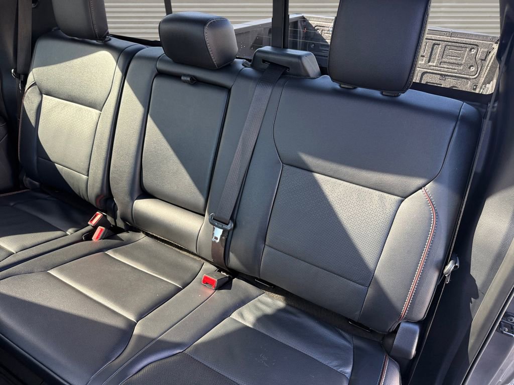 Certified 2023 Ford F450 Lariat w/ Camper Package image 13