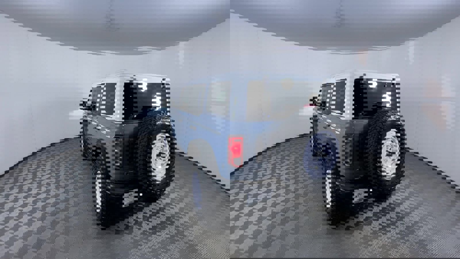 Used 2025 Ford Bronco Heritage Edition image 7