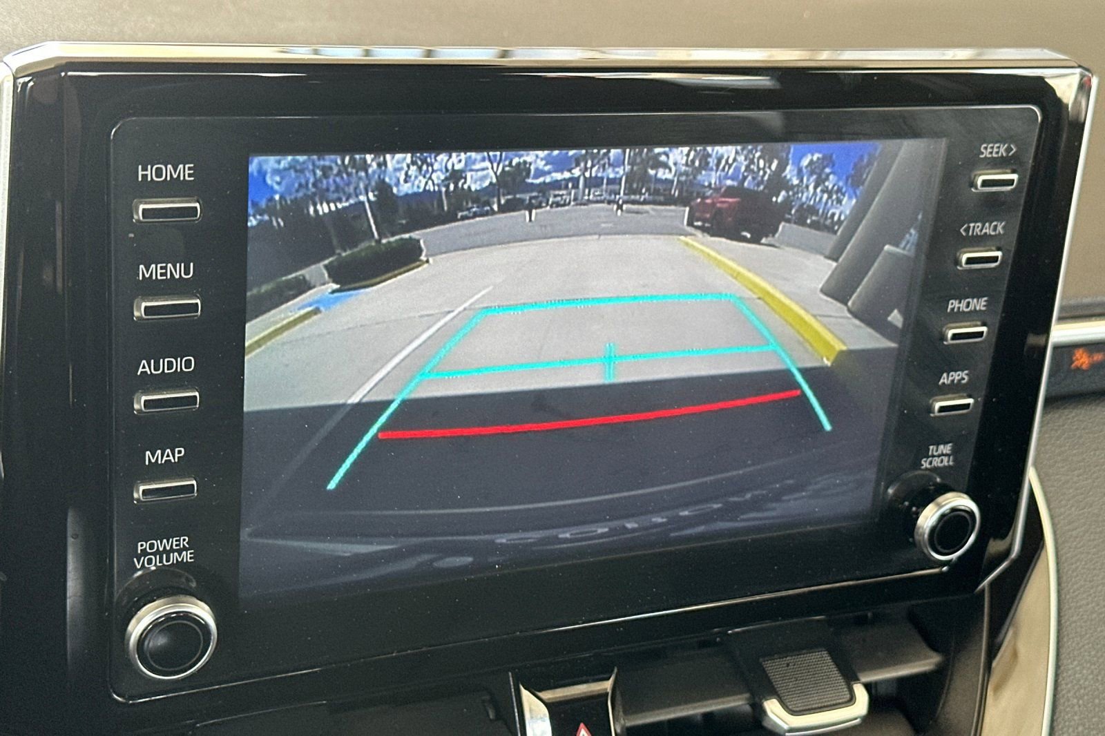 Used 2020 Toyota Corolla SE w/ Protection Package image 17