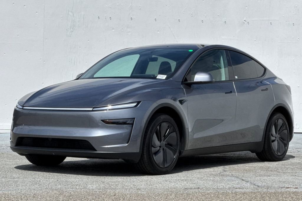 Used 2026 Tesla Model Y Long Range AWD/4WD image 7