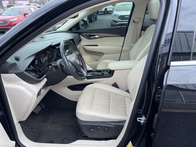 Used 2022 Buick Envision Avenir w/ Technology Package II image 26