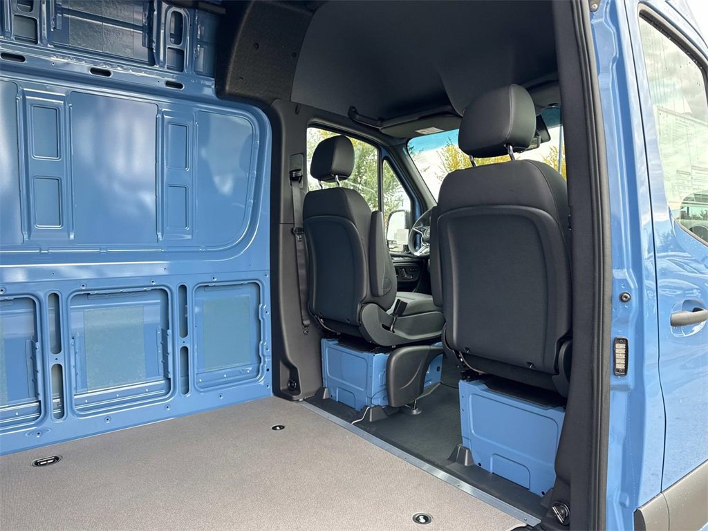 New 2026 Mercedes-Benz Sprinter 2500 image 12