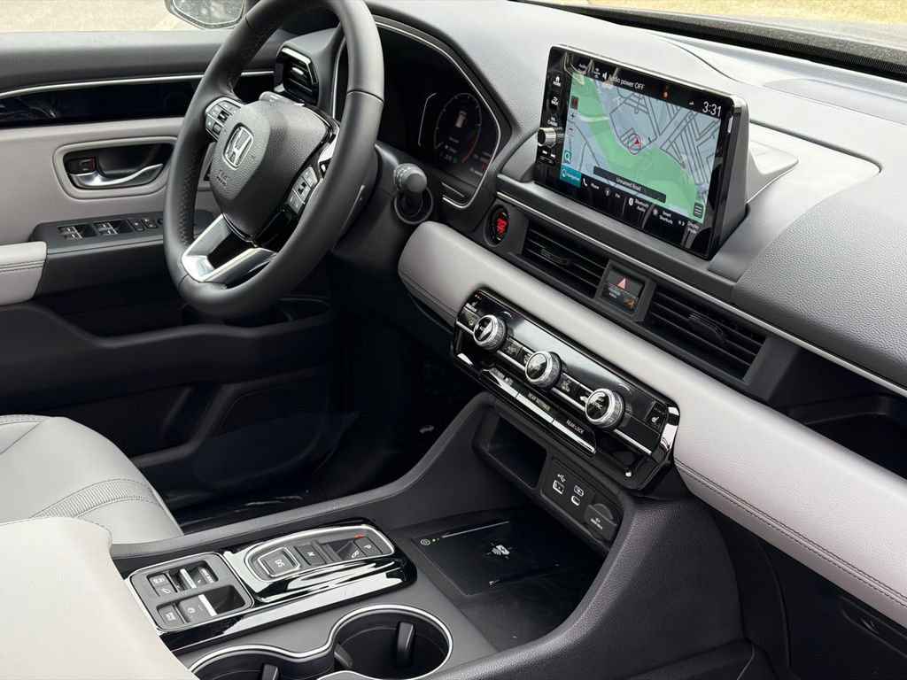New 2025 Honda Pilot Touring image 10