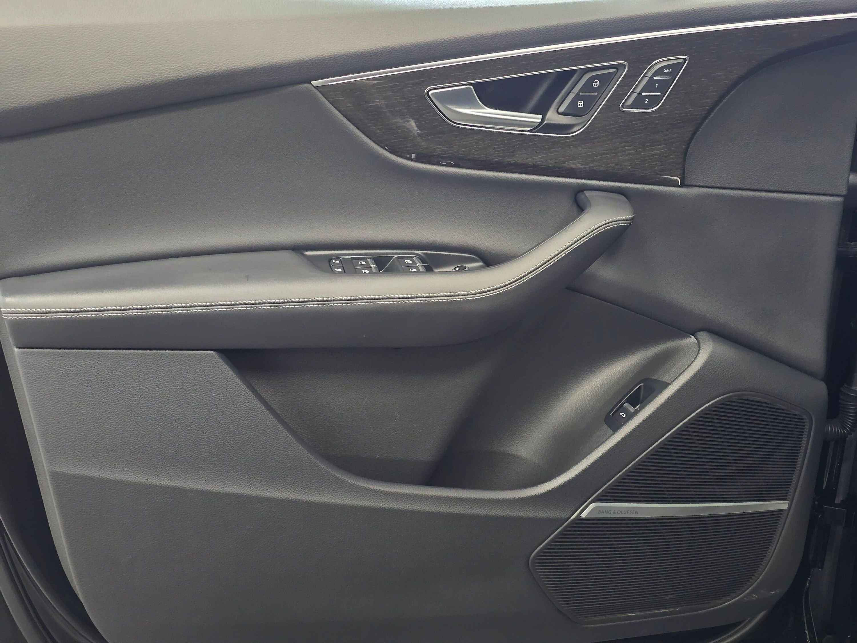 Used 2025 Audi Q7 3.0T Premium Plus image 34