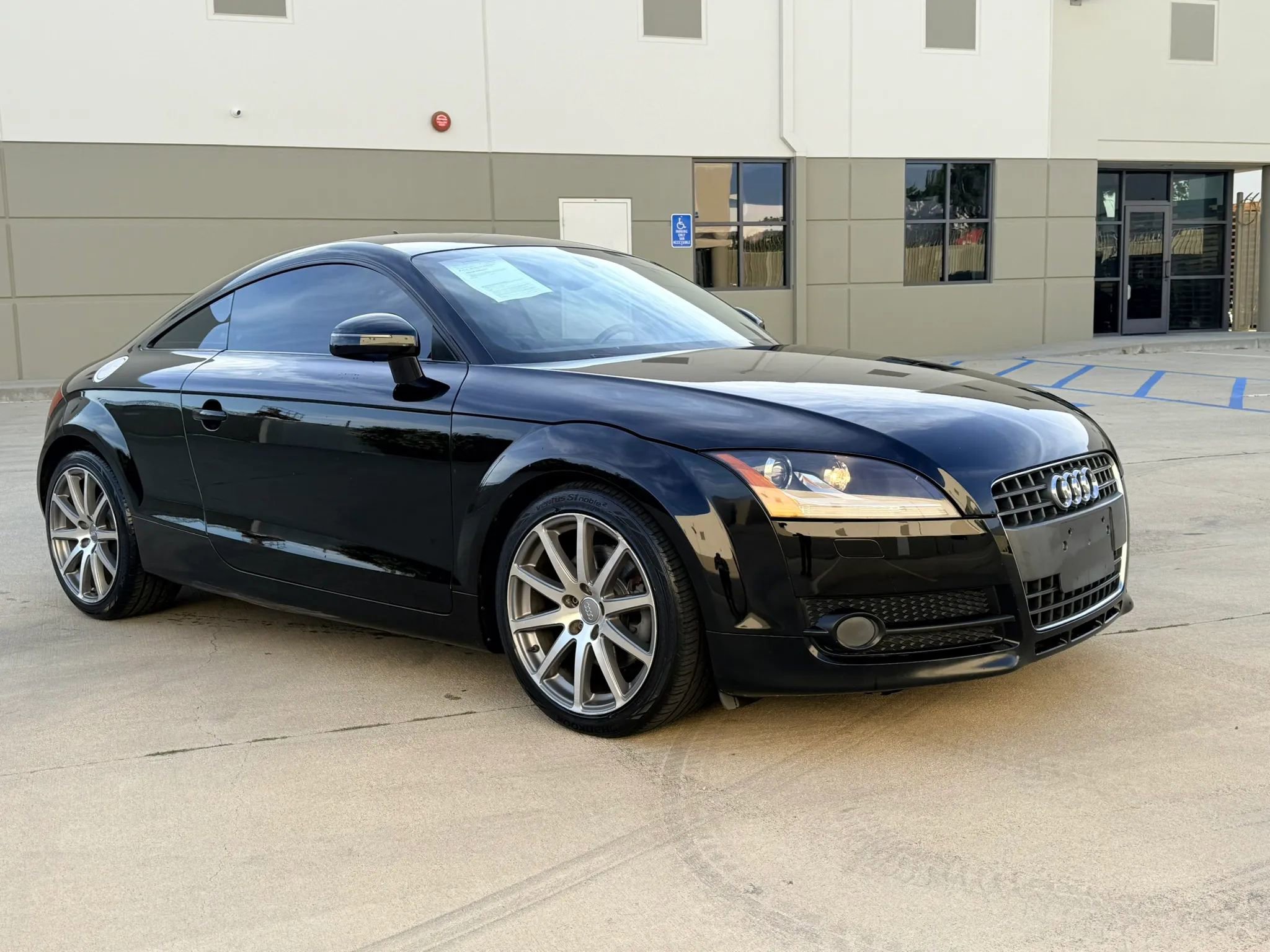 Used 2009 Audi TT 2.0T Premium FWD image 3