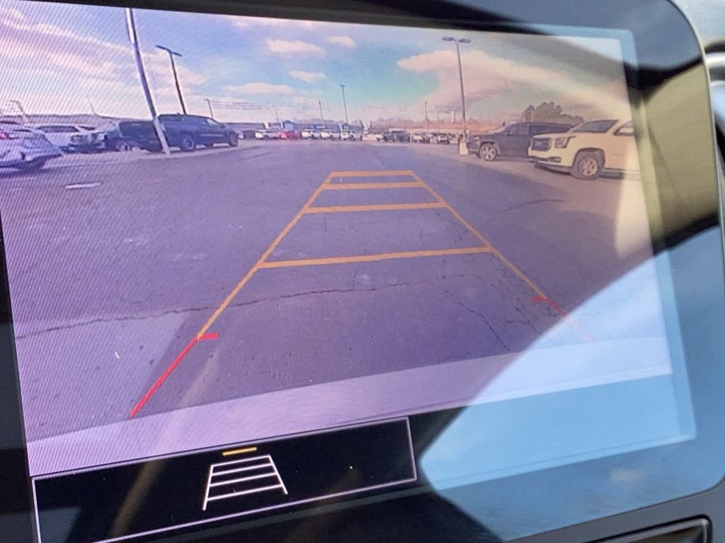 Used 2023 Chevrolet Malibu LT image 28