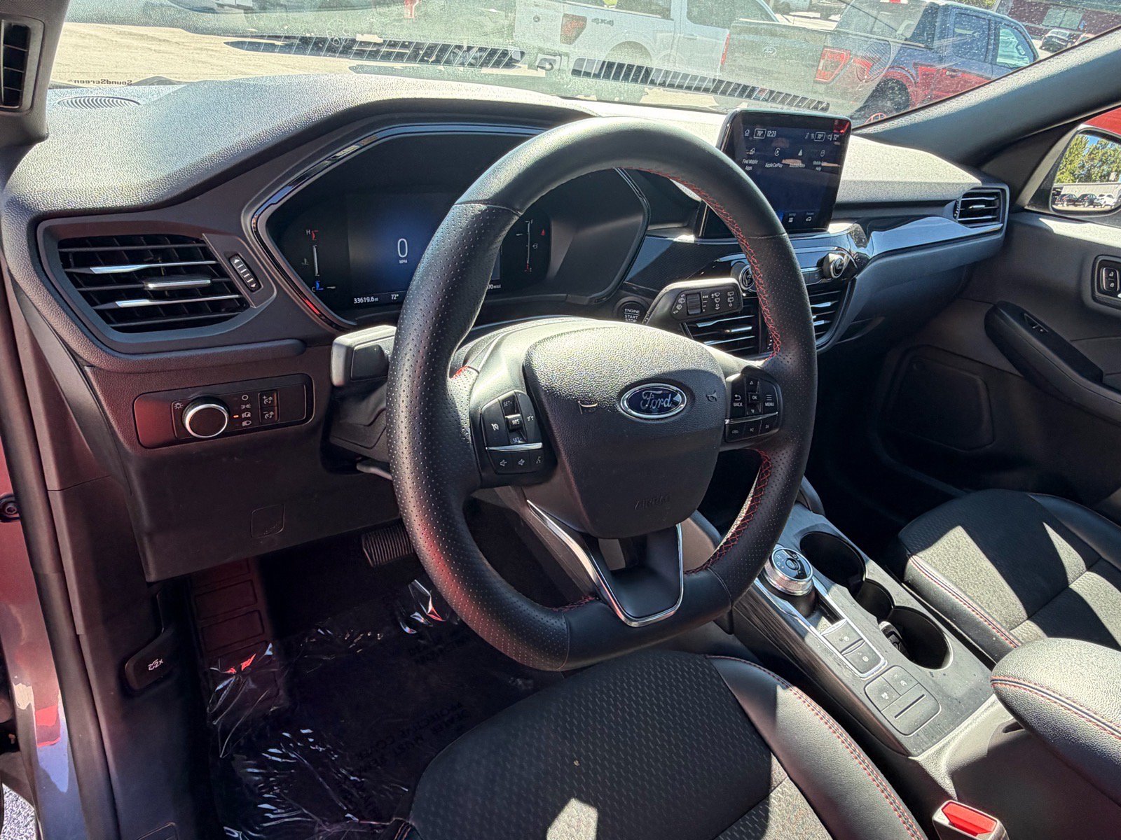 Used 2025 Ford Escape ST-Line AWD/4WD image 24
