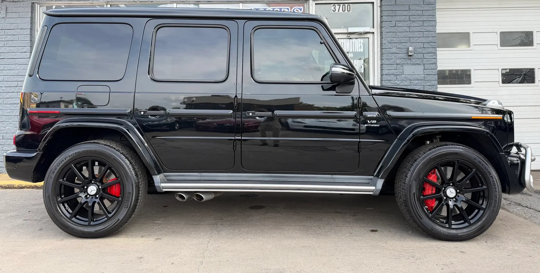 Used 2020 Mercedes-Benz G 63 AMG 4MATIC image 2