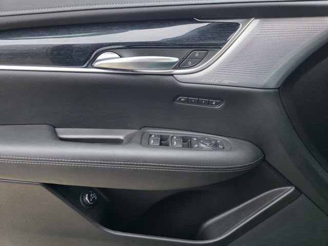 Used 2025 Cadillac XT5 Premium Luxury image 21