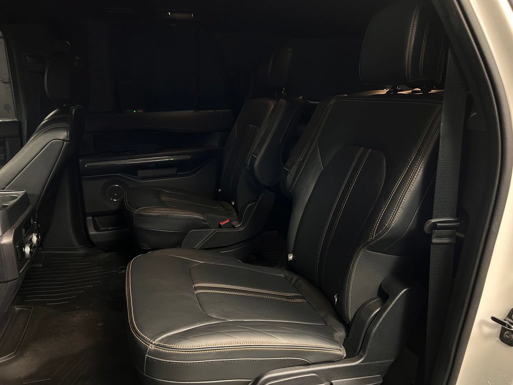 Used 2023 Ford Expedition Max Platinum AWD/4WD image 27