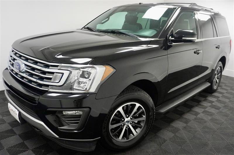 Used 2018 Ford Expedition XLT w/ Equipment Group 201A image 2