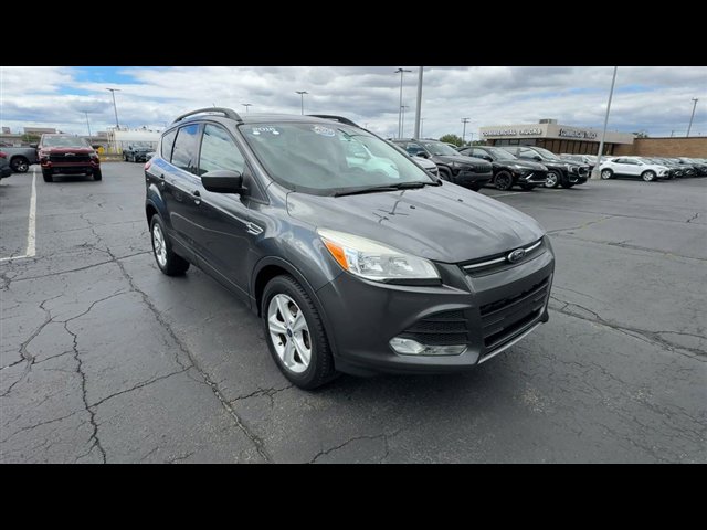 Used 2016 Ford Escape SE w/ SE Leather Comfort Package image 2