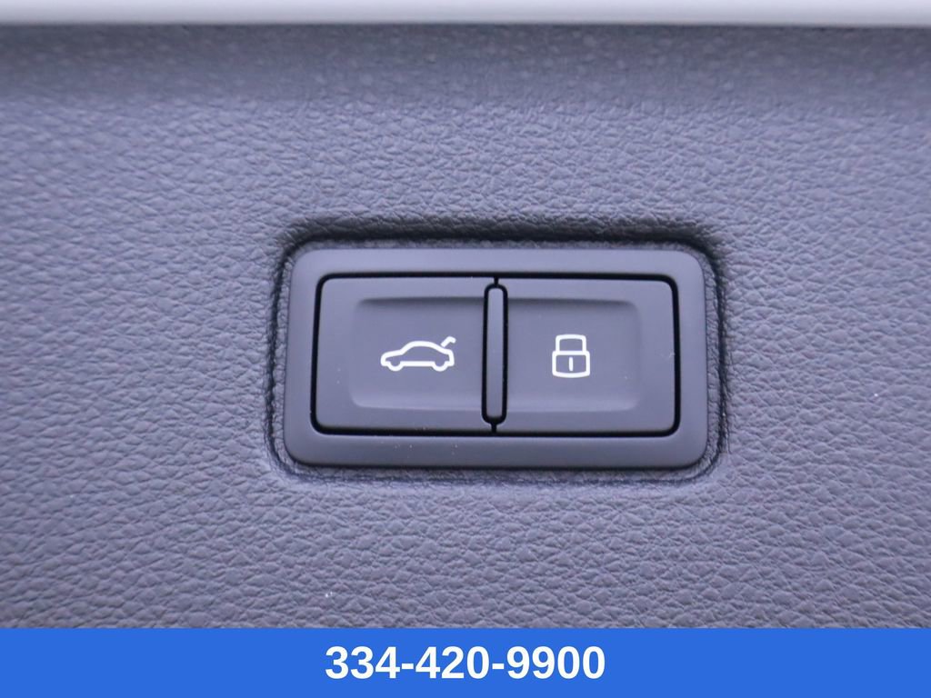 New 2025 Audi Q7 3.0T Premium Plus image 32