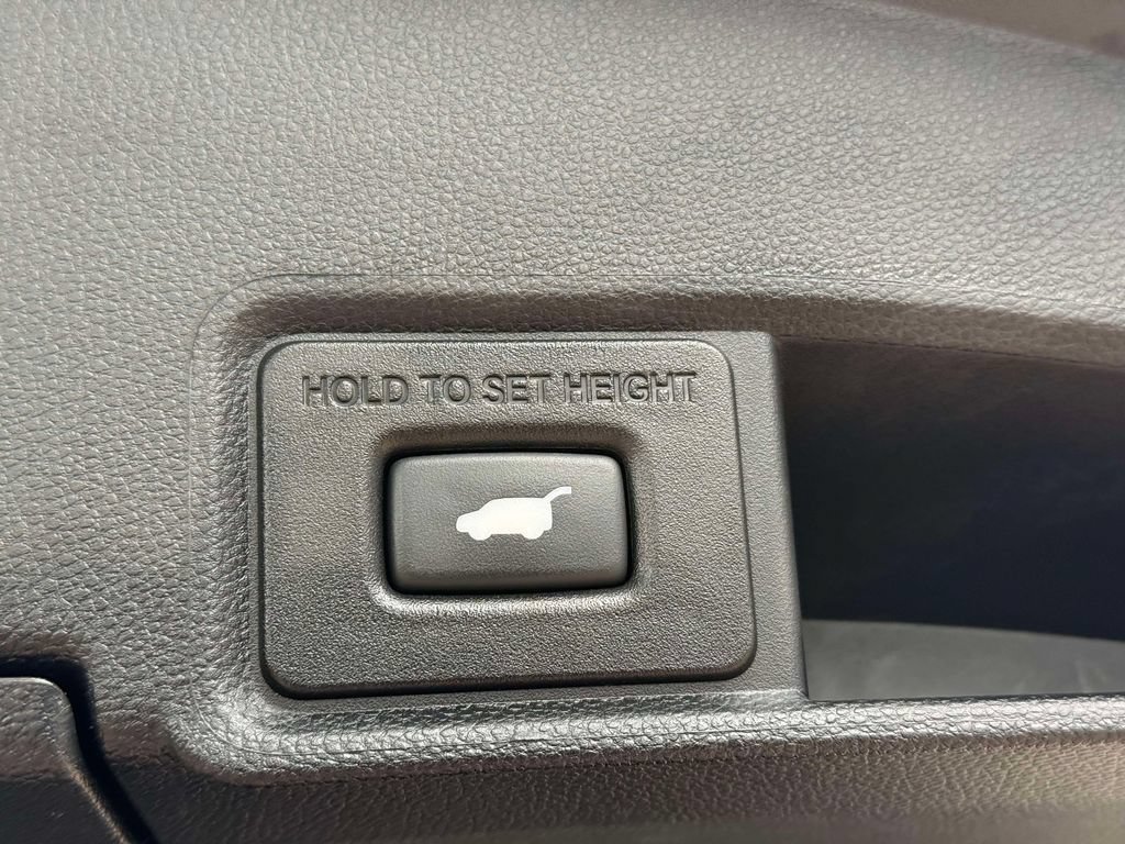 Certified 2024 Acura RDX w/ Advance Package AWD/4WD image 10