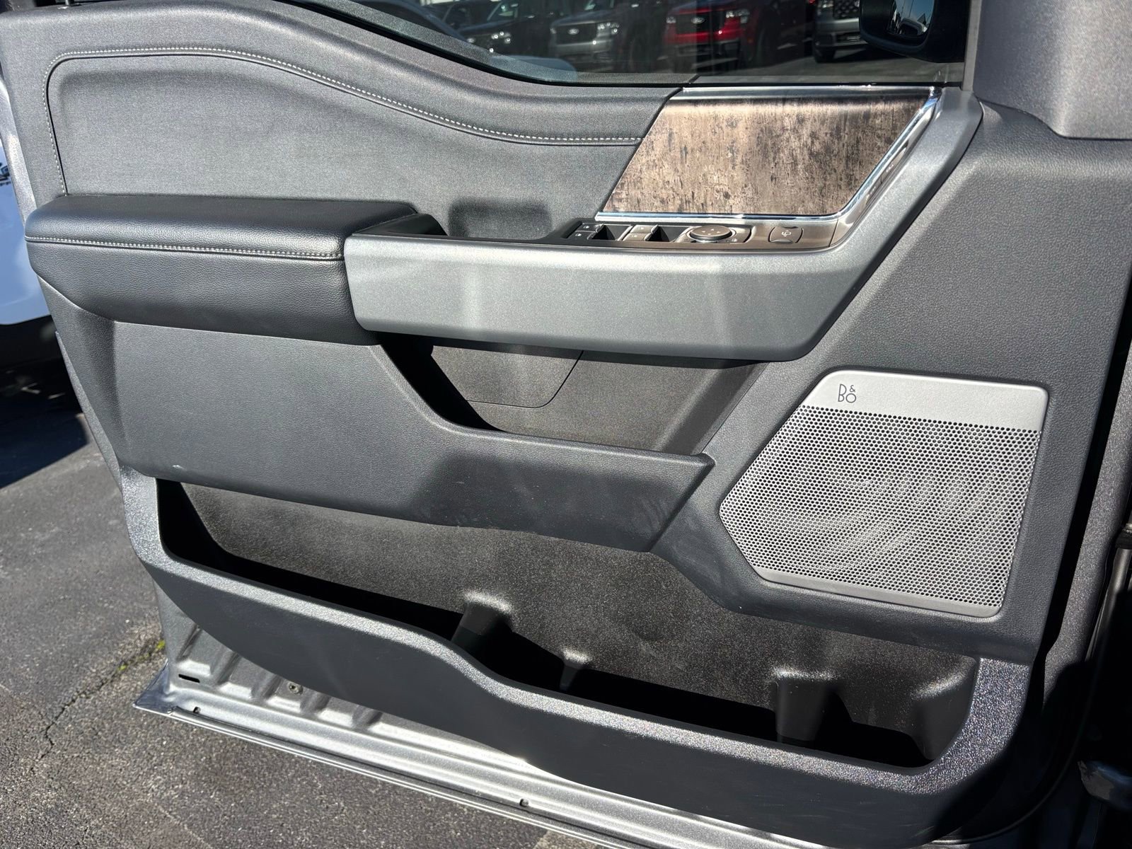 Used 2024 Ford F250 Lariat image 16