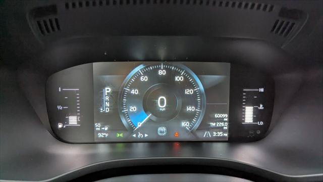 Used 2019 Volvo XC60 T5 Momentum w/ Premium Package FWD image 26