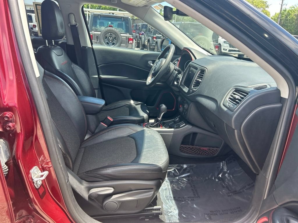 Used 2021 Jeep Compass Trailhawk AWD/4WD image 24