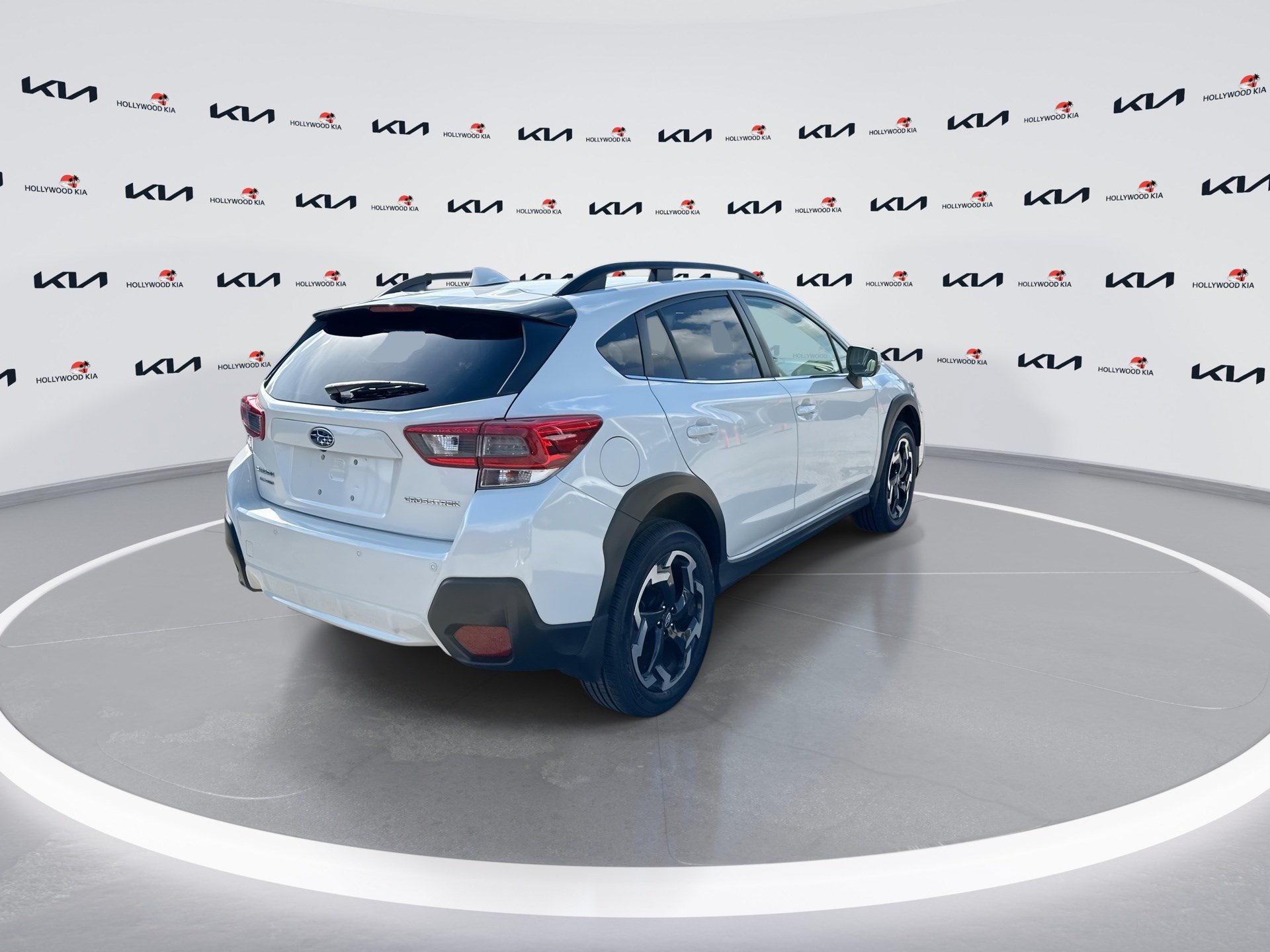 Used 2023 Subaru Crosstrek 2.5i Limited AWD/4WD image 8