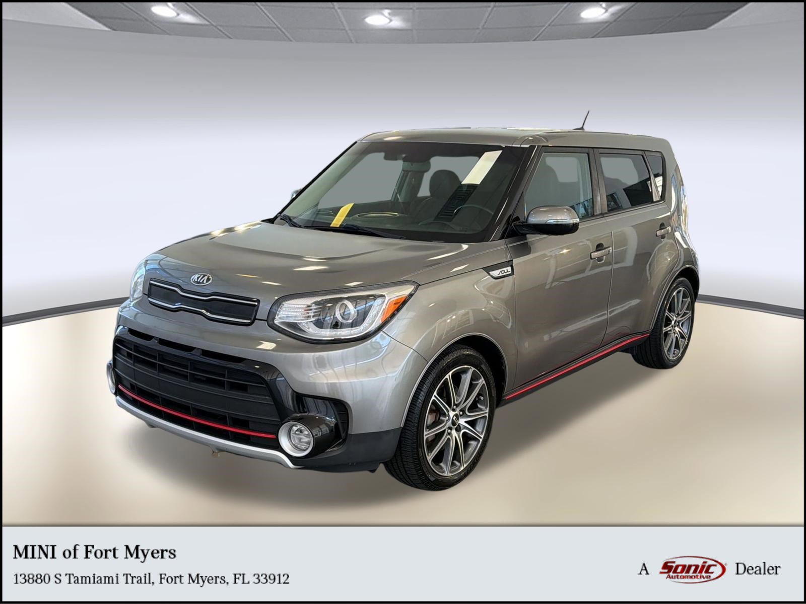 Used 2018 Kia Soul ! w/ Tech Package