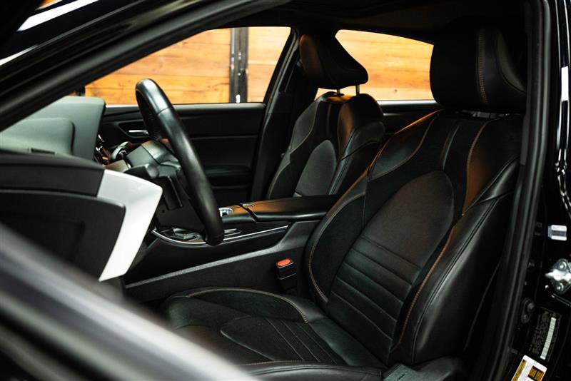 Used 2022 Toyota Avalon XSE w/ Carpet Mat Package (TMS) image 9