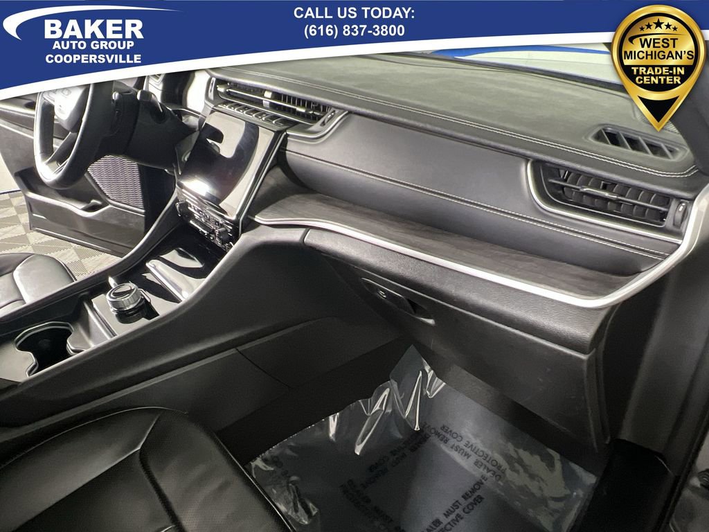 Used 2024 Jeep Grand Cherokee L Limited w/ Luxury Tech Group II image 31