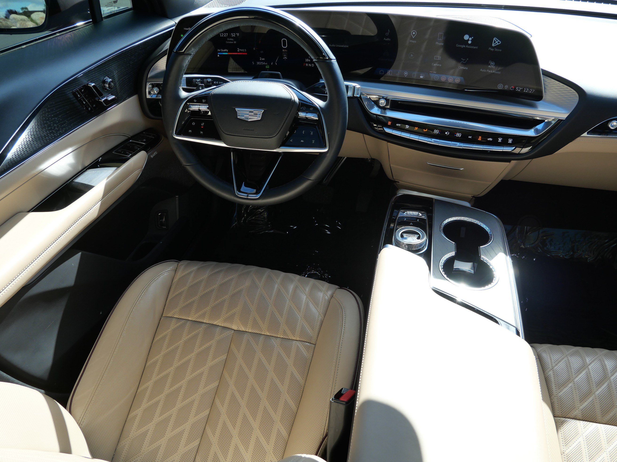 Certified 2024 Cadillac Lyriq Sport w/ Nappa Leather Package AWD/4WD image 9