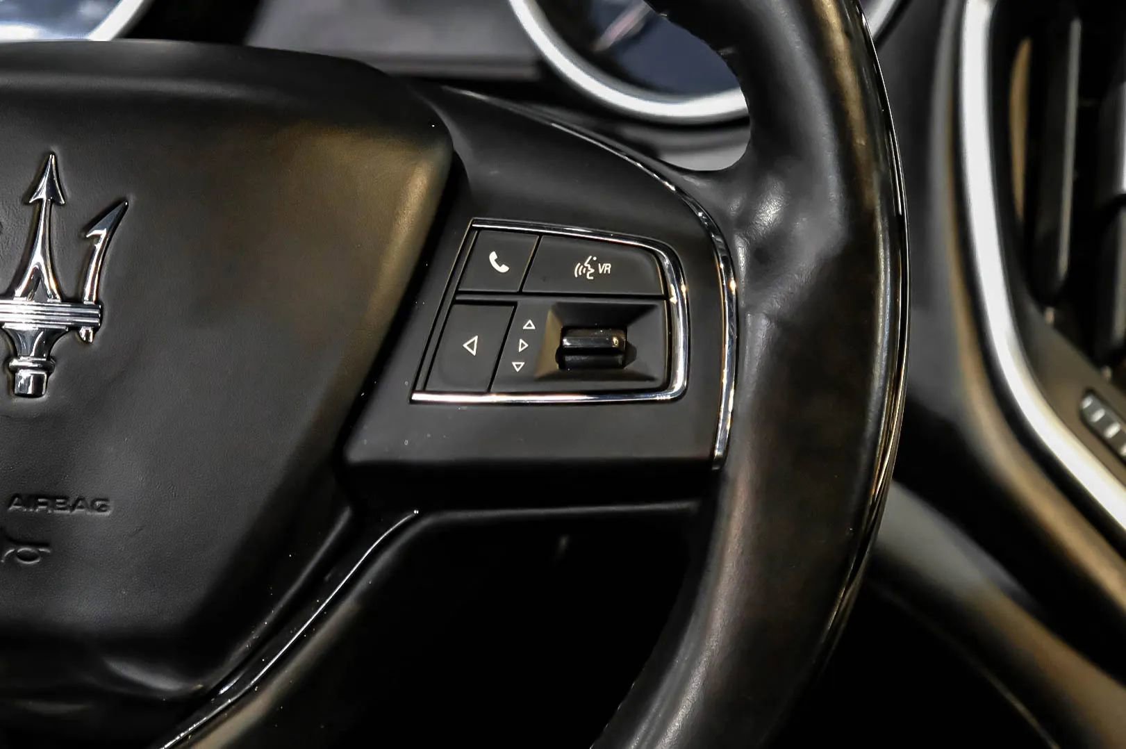 Used 2019 Maserati Ghibli S GranLusso AWD/4WD image 17