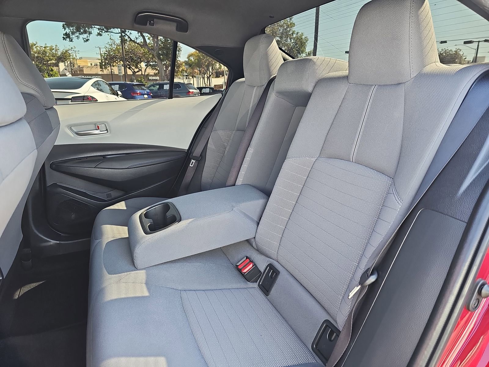 Used 2022 Toyota Corolla SE FWD image 13