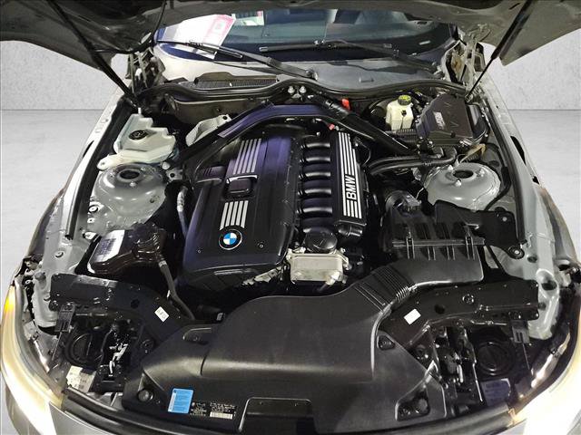 Used 2010 BMW Z4 sDrive30i RWD image 19