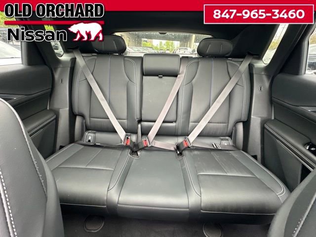 Used 2024 Cadillac Lyriq Luxury AWD/4WD image 12