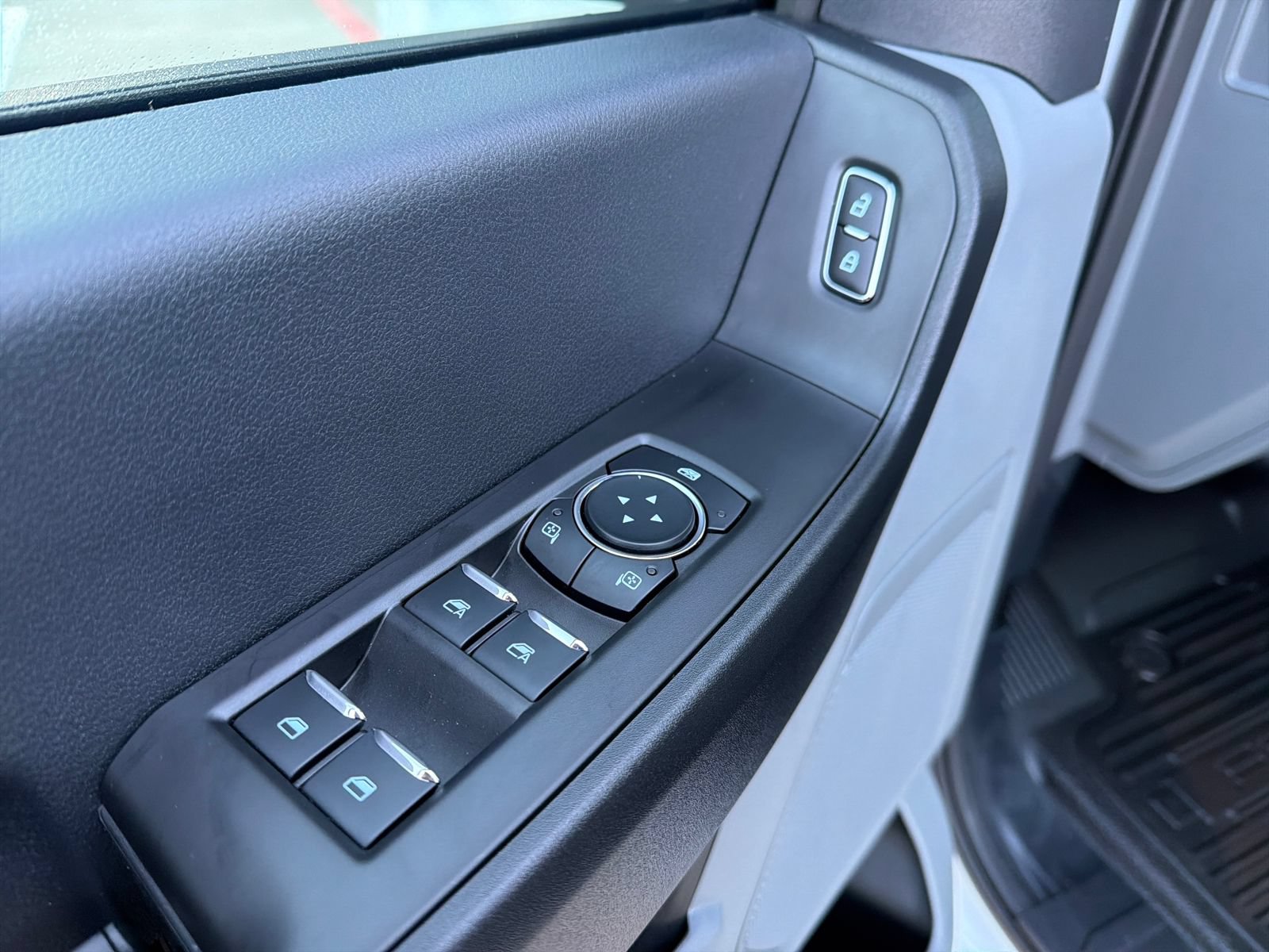 New 2026 Ford F250 XL RWD image 4