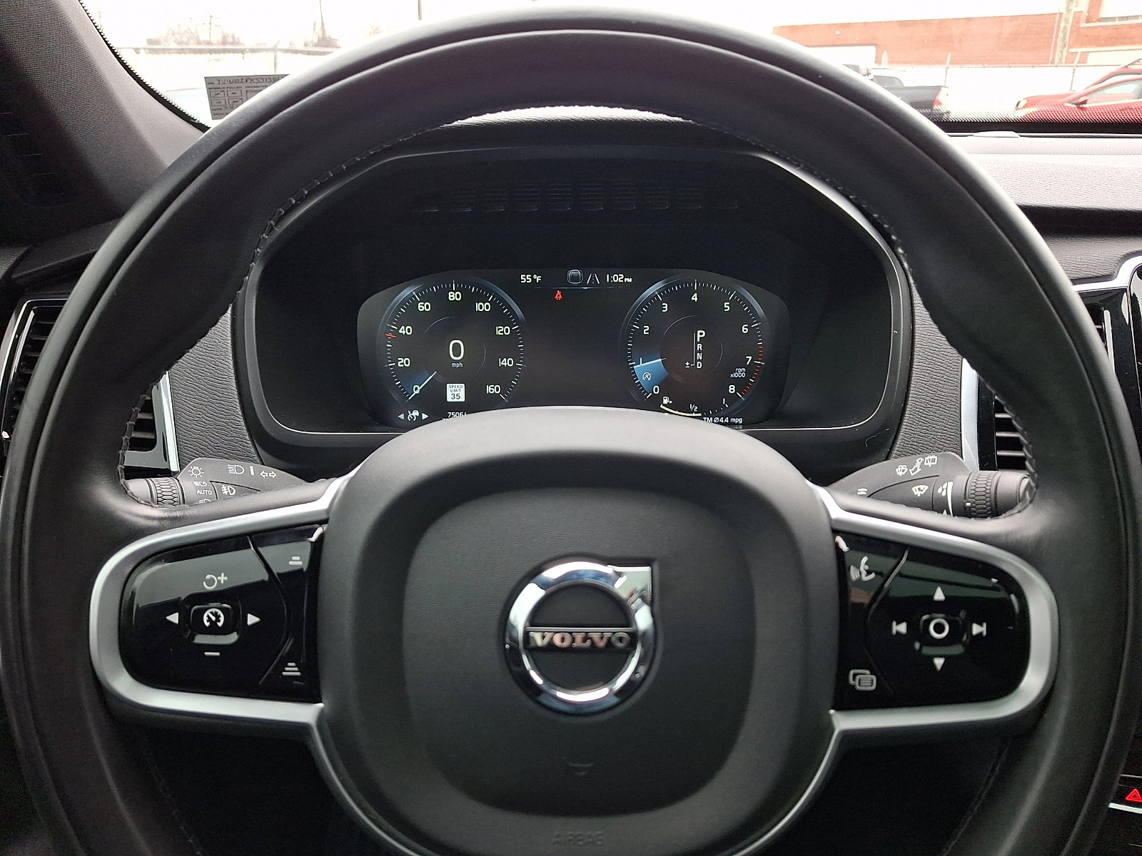 Used 2018 Volvo XC90 T6 Momentum w/ Convenience Package image 25