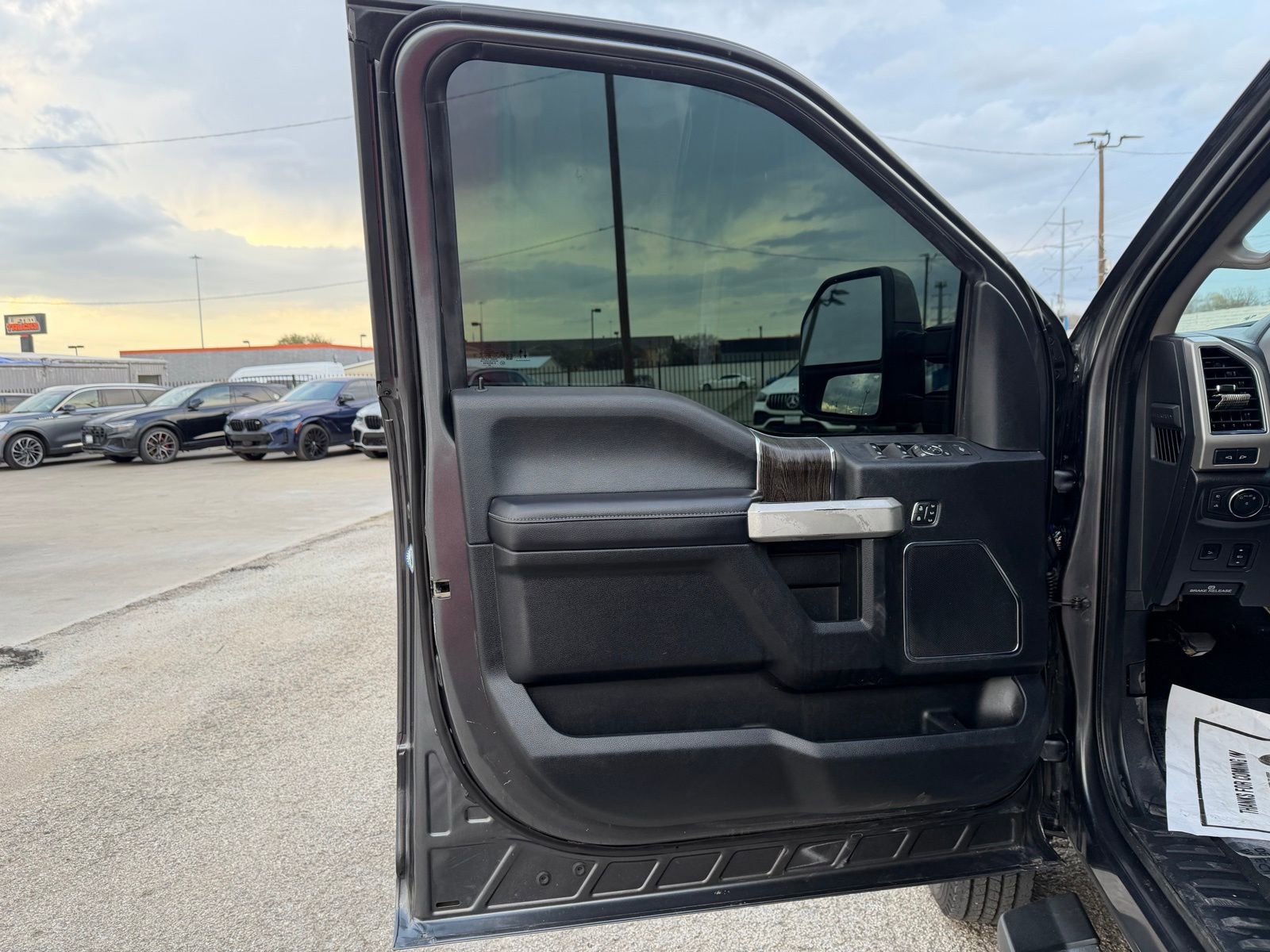 Used 2020 Ford F450 Lariat w/ Lariat Ultimate Package image 17