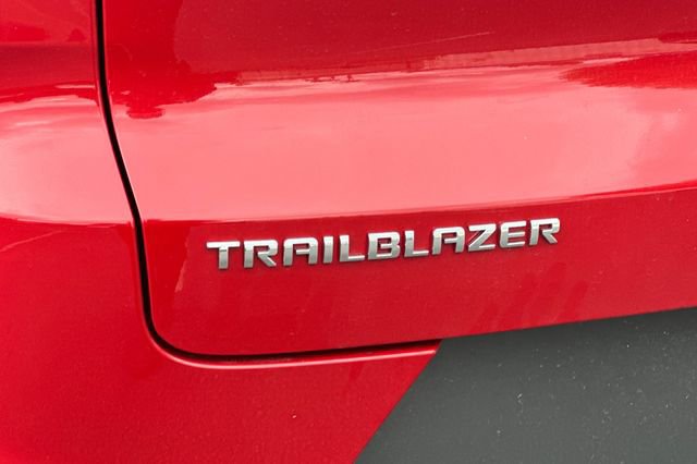 Used 2026 Chevrolet TrailBlazer LS w/ LS Convenience Package FWD image 48