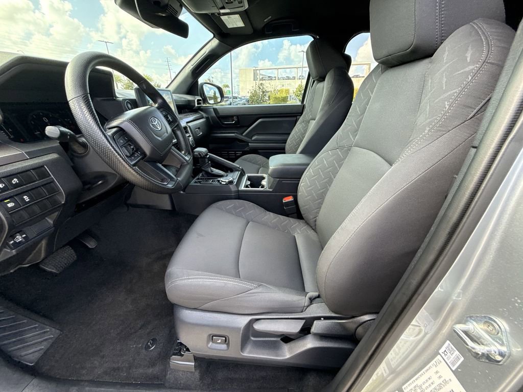 Used 2024 Toyota Tacoma SR5 AWD/4WD image 30